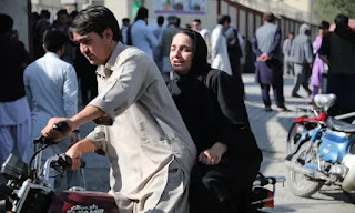 अफगानिस्तान की राजधानी काबुल में एक शिक्षा केंद्र में हुए आत्मघाती विस्फोट में 19 लोगों की मौत हो गई